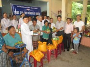 TẶNG QUÀ CHO ĐỒNG BÀO NGHÈO TẠI HỌ ĐẠO XÃ HIỆP THẠNH VÀ PHƯỚC TRẠCH, HUYỆN GÒ DẦU, TÂY NINH