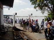 THÁNH THẤT SÀIGÒN CỨU TRỢ ĐỒNG BÀO BỊ LŨ LỤT MIỀN TÂY TẠI XÃ MỸ HIỆP, AN GIANG.