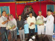 BAN ĐẠI DIỆN HỘI THÁNH TỈNH TÂY NINH TẶNG QUÀ XUÂN CHO DÂN TỘC TÀ MUN XÃ THẠNH TÂN THỊ XÃ TÂY NINH