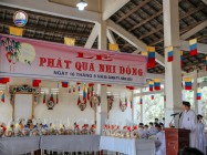 PHÁT QUÀ TRUNG THU NĂM CANH TÝ 2020 CHO NHI ĐỒNG TẠI TÒA THÁNH TÂY NINH