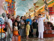 PHÁI ĐOÀN VĂN PHÒNG CHÍNH PHỦ THAM QUAN ĐỀN THÁNH