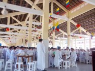 HỘI THÁNH KHOẢN ĐÃI TẤT NIÊN