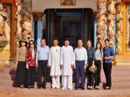 ĐOÀN ĐẠI BIỂU QUỐC HỘI CỦA 5 TỈNH/THÀNH PHỐ THAM QUAN TÒA THÁNH TÂY NINH