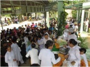 HỌ ĐẠO SÀI GÒN LÀM CÔNG TÁC TỪ THIỆN CHO SẮC TỘC TÀ MUN