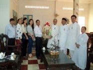 CÁC ĐOÀN THỂ, CHÍNH QUYỀN CHÚC XUÂN HỘI THÁNH NĂM BÍNH THÂN 2016