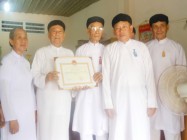 CÔNG AN TỈNH TÂY NINH TRAO BẰNG KHEN CHO BAN ĐẠI DIỆN HỘI THÁNH TỈNH TÂY NINH