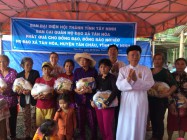 TẶNG QUÀ CHO ĐỒNG BÀO VÀ HỌC SINH NGHÈO Ở XÃ TÂN HÒA HUYỆN TÂN CHÂU TỈNH TÂY NINH